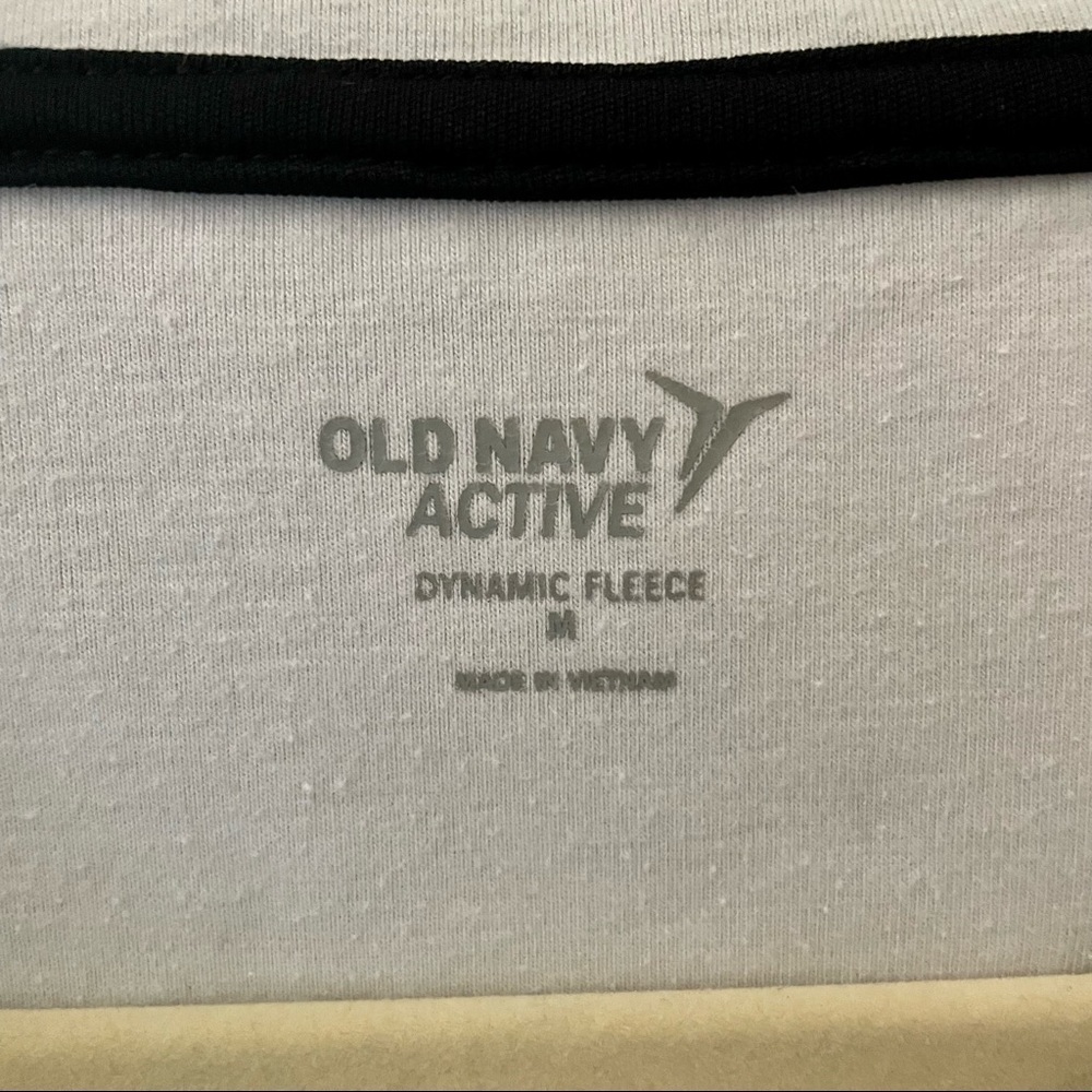 Old Navy Dynamic Fleece Zip Up Hoodie - Picture 4 of 4